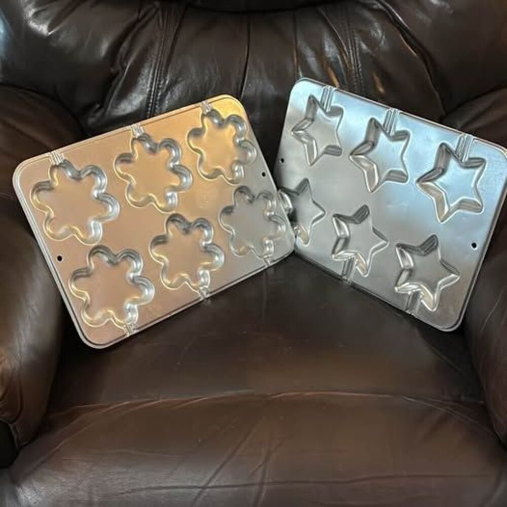 Wilton Star and Snowflake candy pops pans